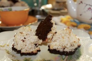 COCONUT MACAROONS