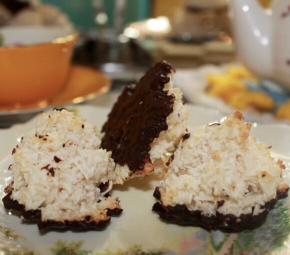 COCONUT MACAROONS