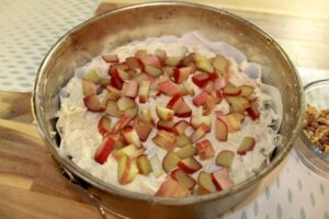 Rhubarb Cinnamon Cake